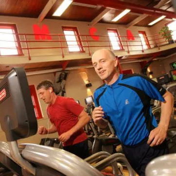 men_looking_to_restart_an_exercise_regimen_should_do_so_gradually.jpg